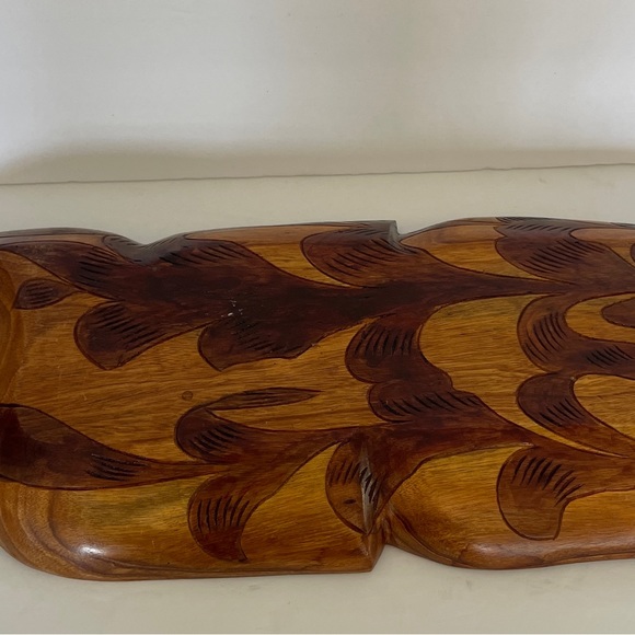 Hand Carved in The Islands Serving Tray w/5 slots - Picture 6 of 6